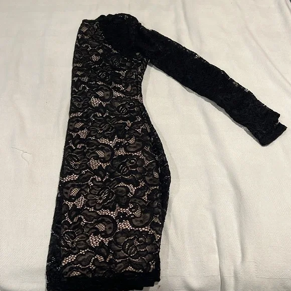 Windsor black lace dress cream slip under - Picture 3 of 3